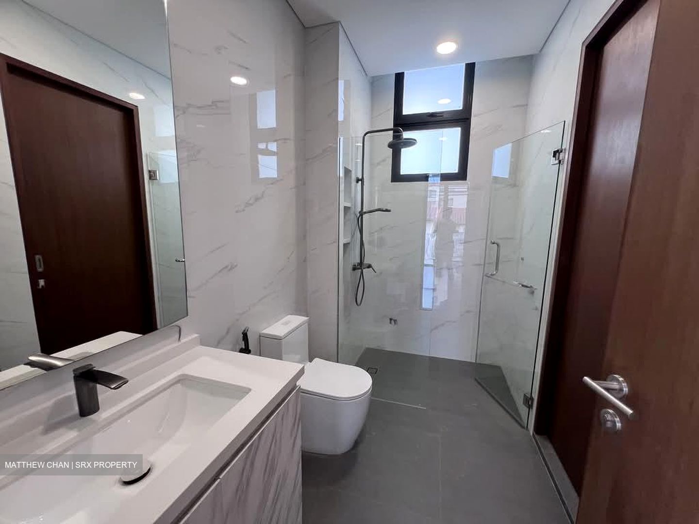 West Coast Road (D5), Terrace #556645271